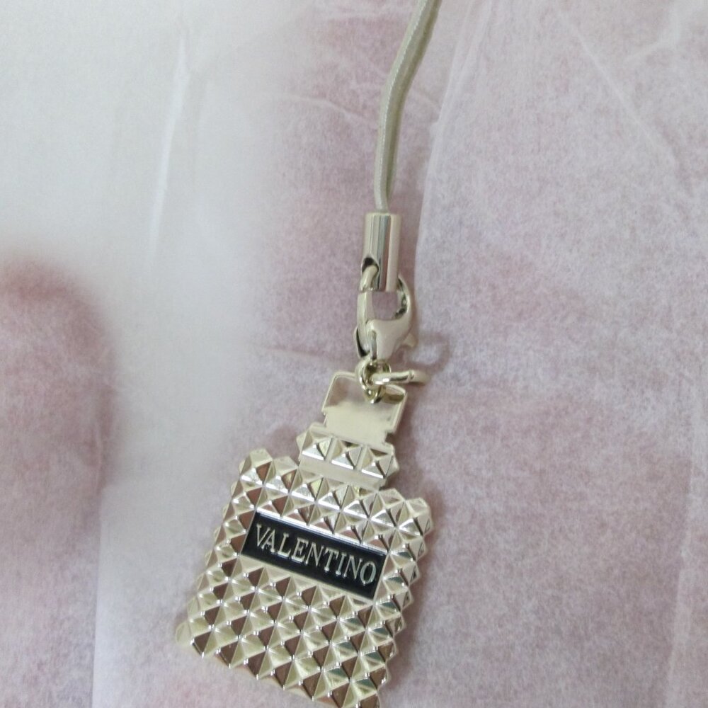 Valentino Born In Roma Charm Collectors little piece New & Fabulous - Picture 2 of 5